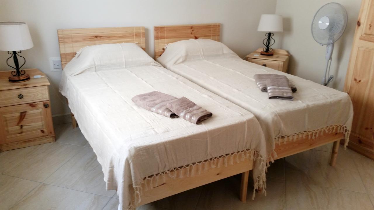 Tal-Marga B&B Qala Exterior foto